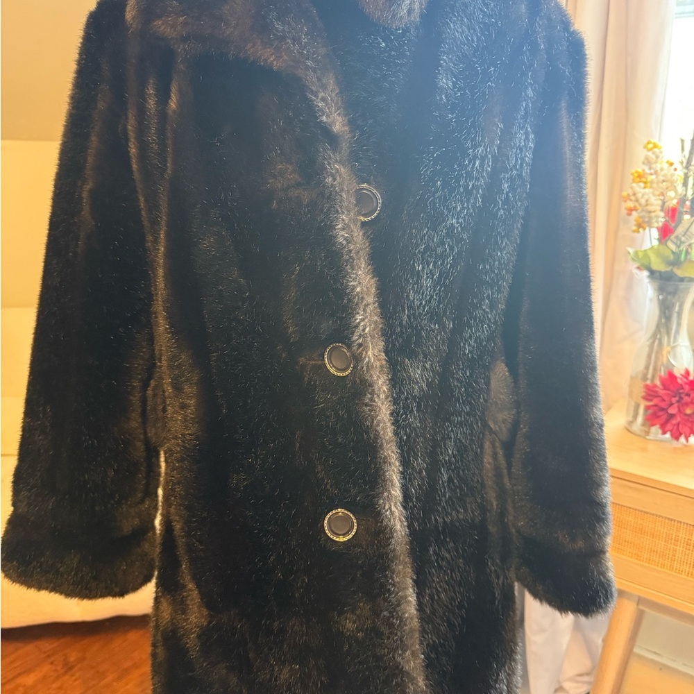 Elegant Dark Brown Mincara Fur Jacket Excellent Vintage Beautiful Medium